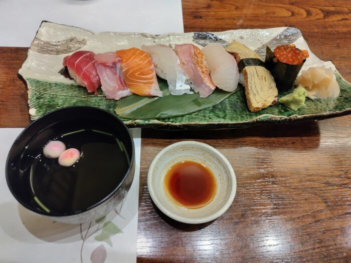 魚源のお寿司